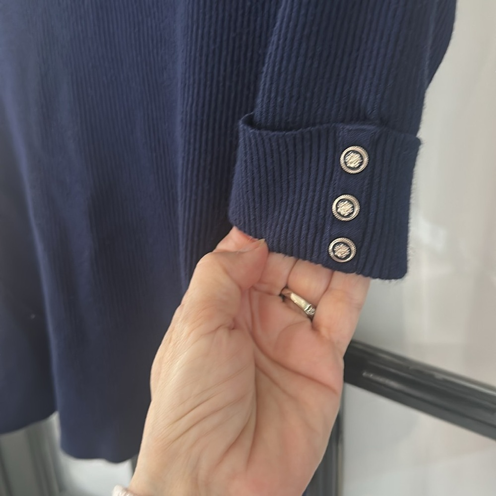 WHBM navy knit ribbed short sleeve crewneck sweater (M) - Picture 3 of 4